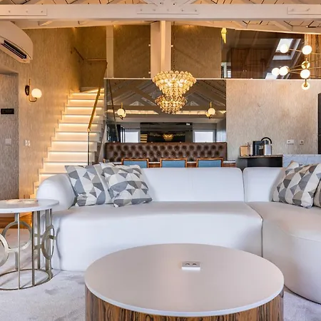 Luxury Duplex W/ River View By Lovelystay * Лісабон