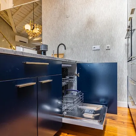 Luxury Duplex W/ River View By Lovelystay * Лиссабон
