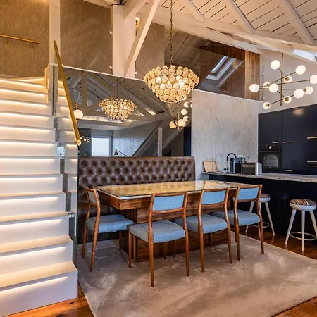 Luxury Duplex W/ River View By Lovelystay Apartament