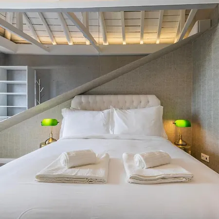 Luxury Duplex W/ River View By Lovelystay Лиссабон
