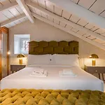 Luxury Duplex W/ River View By Lovelystay 아파트