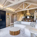 Luxury Duplex W/ River View By Lovelystay * 리스본