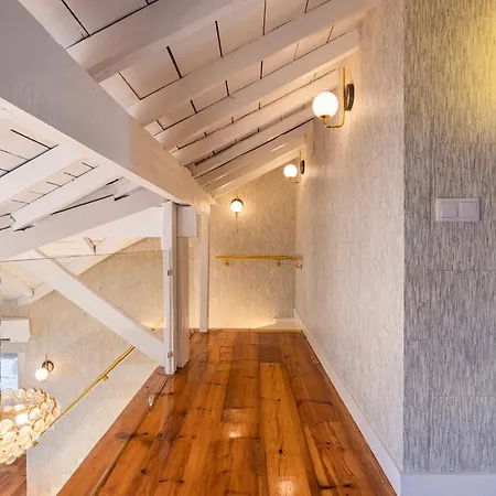 Luxury Duplex W/ River View By Lovelystay * 리스본